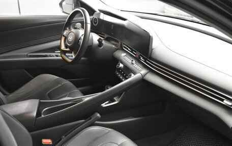 Hyundai Elantra, 2023 год, 2 230 000 рублей, 11 фотография