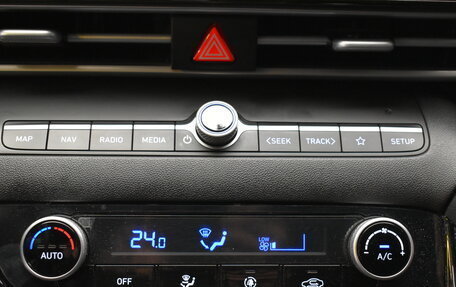 Hyundai Elantra, 2023 год, 2 230 000 рублей, 24 фотография