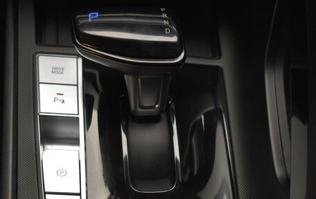 Hyundai Elantra, 2023 год, 2 230 000 рублей, 26 фотография