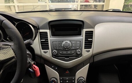 Chevrolet Cruze II, 2011 год, 760 000 рублей, 12 фотография