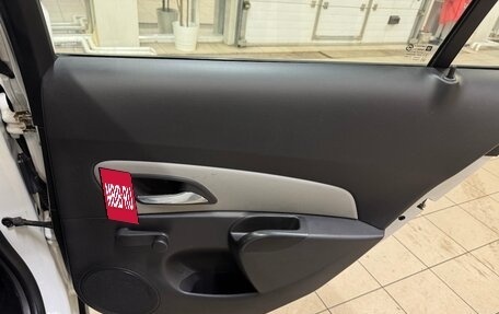 Chevrolet Cruze II, 2011 год, 760 000 рублей, 17 фотография