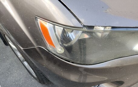 Mitsubishi Outlander III рестайлинг 3, 2010 год, 700 000 рублей, 9 фотография