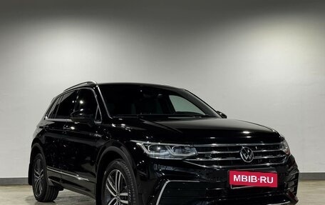 Volkswagen Tiguan II, 2021 год, 3 790 000 рублей, 4 фотография