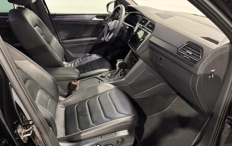 Volkswagen Tiguan II, 2021 год, 3 790 000 рублей, 16 фотография