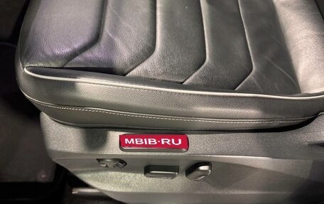 Volkswagen Tiguan II, 2021 год, 3 790 000 рублей, 17 фотография