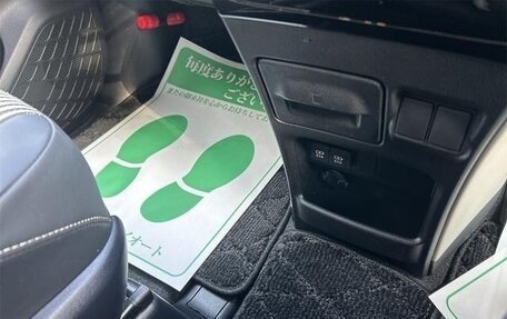 Toyota Noah III, 2020 год, 1 930 000 рублей, 23 фотография