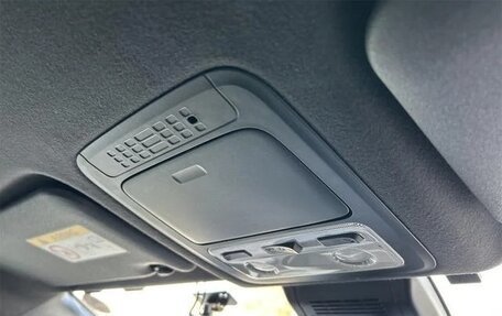 Toyota Noah III, 2020 год, 1 930 000 рублей, 30 фотография