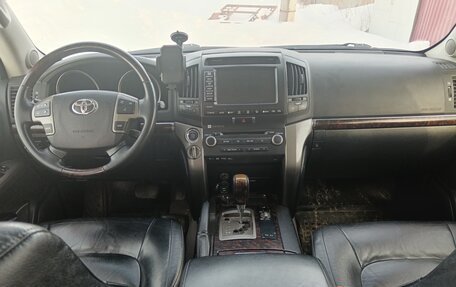 Toyota Land Cruiser 200, 2011 год, 3 450 000 рублей, 4 фотография