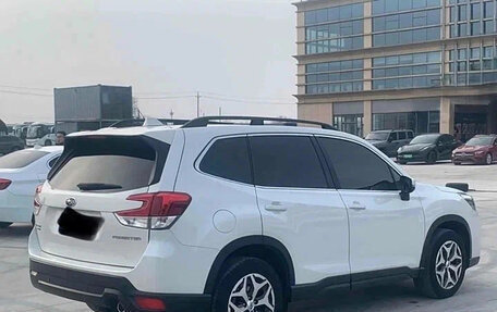 Subaru Forester, 2021 год, 1 990 000 рублей, 3 фотография