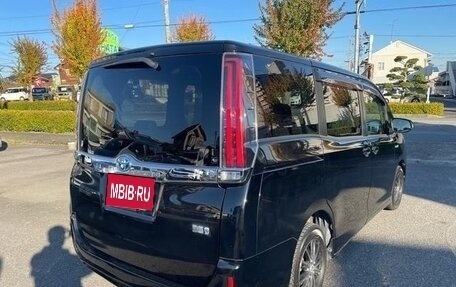 Toyota Noah III, 2019 год, 1 840 000 рублей, 19 фотография