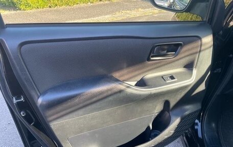 Toyota Noah III, 2019 год, 1 840 000 рублей, 39 фотография