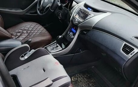 Hyundai Elantra V, 2012 год, 910 000 рублей, 4 фотография