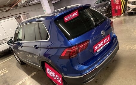 Volkswagen Tiguan II, 2021 год, 4 350 000 рублей, 3 фотография