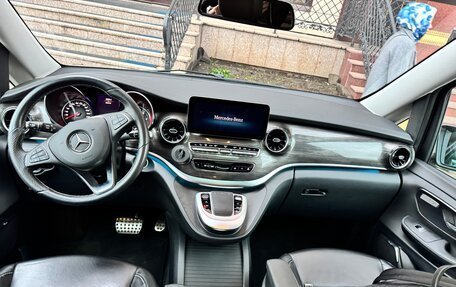 Mercedes-Benz V-Класс, 2022 год, 8 700 000 рублей, 4 фотография