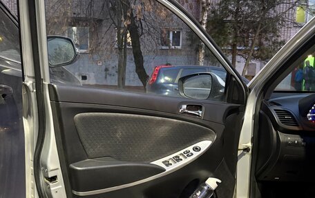 Hyundai Solaris II рестайлинг, 2012 год, 790 000 рублей, 7 фотография