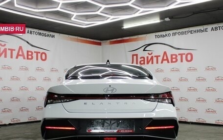 Hyundai Elantra, 2025 год, 2 599 000 рублей, 19 фотография