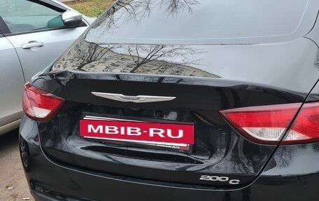 Chrysler 200 II, 2015 год, 1 400 000 рублей, 9 фотография