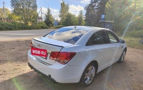 Chevrolet Cruze II, 2011 год, 585 000 рублей, 3 фотография