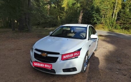 Chevrolet Cruze II, 2011 год, 585 000 рублей, 5 фотография