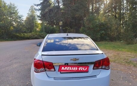 Chevrolet Cruze II, 2011 год, 585 000 рублей, 6 фотография