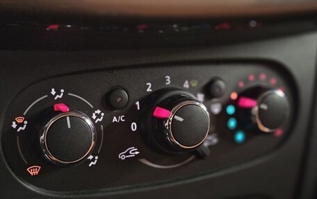 Renault Logan II, 2021 год, 1 290 000 рублей, 24 фотография