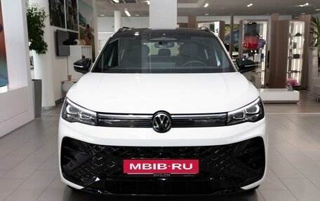 Volkswagen Tiguan, 2025 год, 5 590 000 рублей, 7 фотография