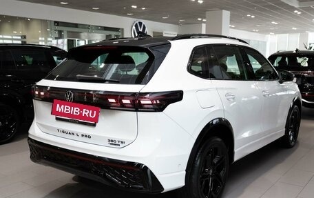 Volkswagen Tiguan, 2025 год, 5 590 000 рублей, 5 фотография