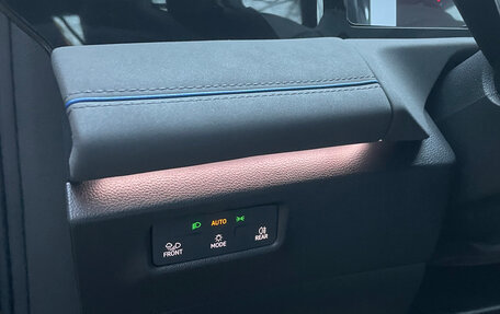 Volkswagen Tiguan, 2025 год, 4 950 000 рублей, 18 фотография