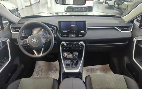 Toyota RAV4, 2025 год, 4 499 000 рублей, 7 фотография