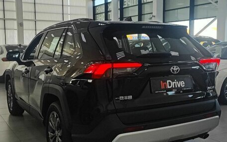 Toyota RAV4, 2025 год, 4 499 000 рублей, 6 фотография