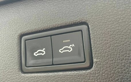 Volkswagen Tiguan II, 2017 год, 2 450 000 рублей, 27 фотография