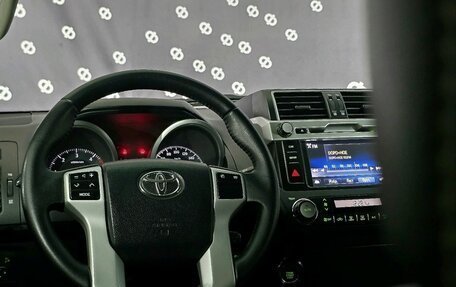 Toyota Land Cruiser Prado 150 рестайлинг 2, 2015 год, 3 450 000 рублей, 27 фотография