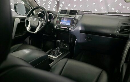 Toyota Land Cruiser Prado 150 рестайлинг 2, 2015 год, 3 450 000 рублей, 24 фотография