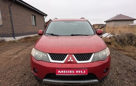 Mitsubishi Outlander III рестайлинг 3, 2008 год, 950 000 рублей, 1 фотография
