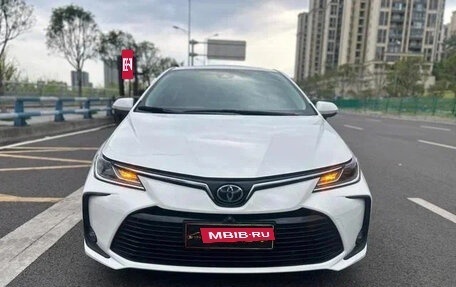 Toyota Corolla, 2022 год, 1 290 000 рублей, 2 фотография