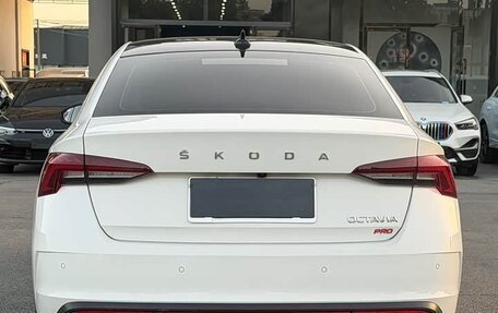 Skoda Octavia IV, 2022 год, 2 570 000 рублей, 6 фотография