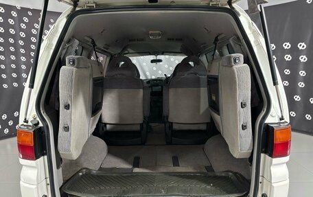 Mitsubishi Delica IV, 2002 год, 1 250 000 рублей, 21 фотография