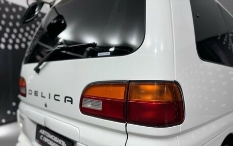 Mitsubishi Delica IV, 2002 год, 1 250 000 рублей, 22 фотография