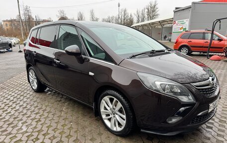 Opel Zafira C рестайлинг, 2013 год, 1 300 000 рублей, 2 фотография