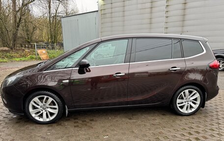 Opel Zafira C рестайлинг, 2013 год, 1 300 000 рублей, 4 фотография