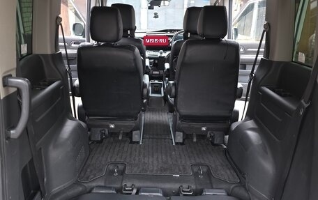 Honda Stepwgn IV, 2018 год, 2 300 000 рублей, 13 фотография