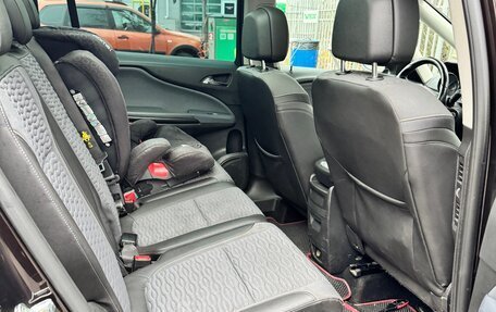 Opel Zafira C рестайлинг, 2013 год, 1 300 000 рублей, 16 фотография