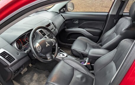 Mitsubishi Outlander III рестайлинг 3, 2008 год, 950 000 рублей, 9 фотография