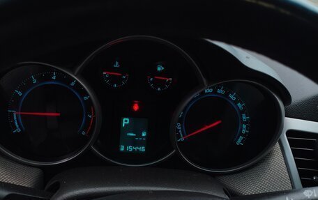 Chevrolet Cruze II, 2011 год, 650 000 рублей, 3 фотография