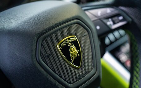 Lamborghini Urus I, 2019 год, 19 500 000 рублей, 21 фотография