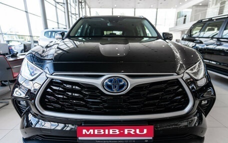 Toyota Highlander, 2025 год, 6 790 000 рублей, 2 фотография