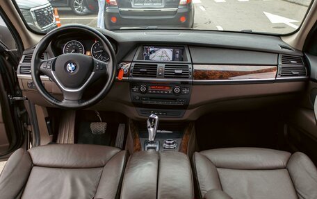 BMW X5, 2011 год, 2 195 000 рублей, 16 фотография
