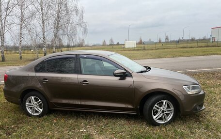 Volkswagen Jetta VI, 2012 год, 820 000 рублей, 4 фотография