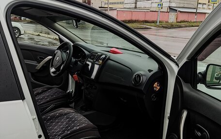 Renault Sandero II рестайлинг, 2014 год, 800 000 рублей, 4 фотография