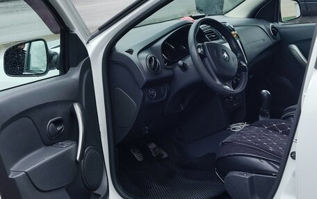 Renault Sandero II рестайлинг, 2014 год, 800 000 рублей, 9 фотография